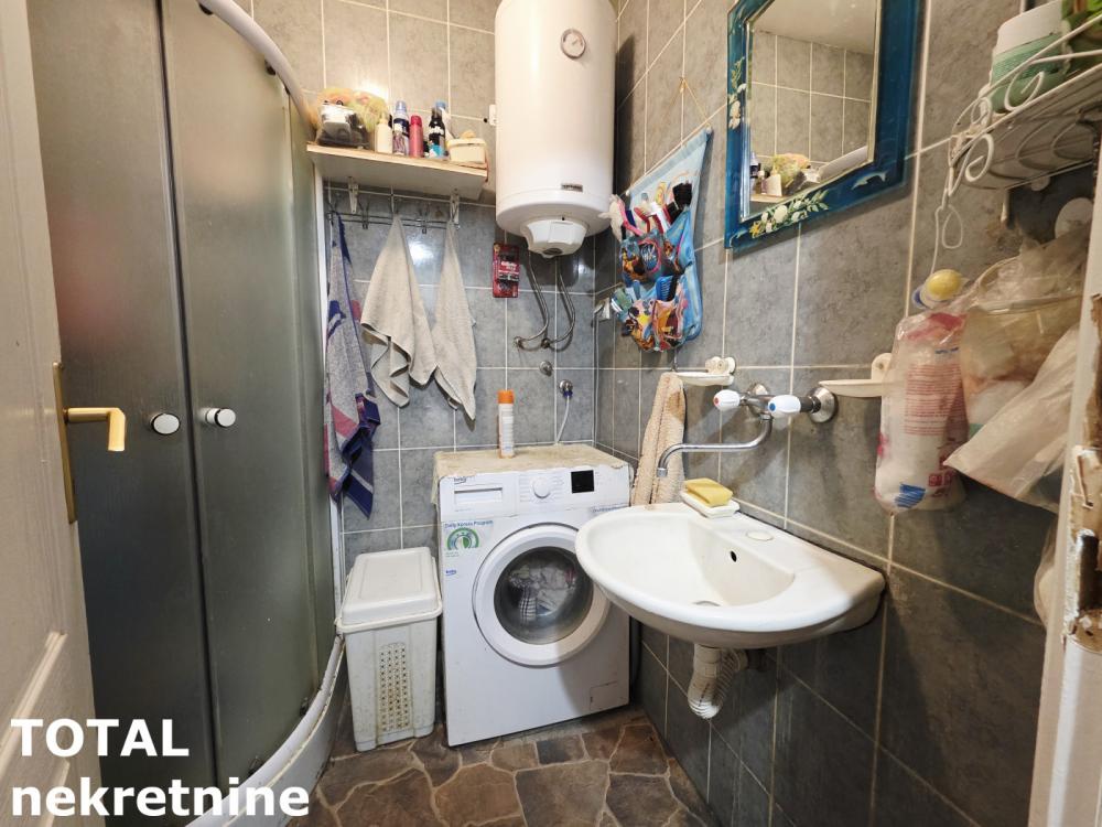 Slika 6 - Stan,NOVI SAD,ADICE,kv: 36.00, € 65000, ID: 1102684