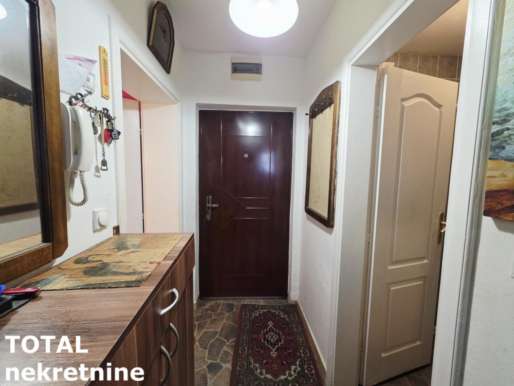 Slika 8 - Stan,NOVI SAD,ADICE,kv: 36.00, € 65000, ID: 1102684