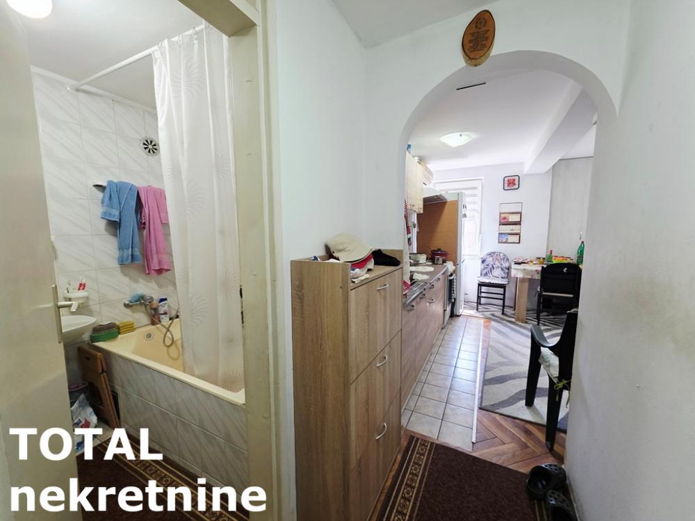Slika 7 - Stan,NOVI SAD,AVIJACIJA,kv: 33.00, € 87000, ID: 1102813