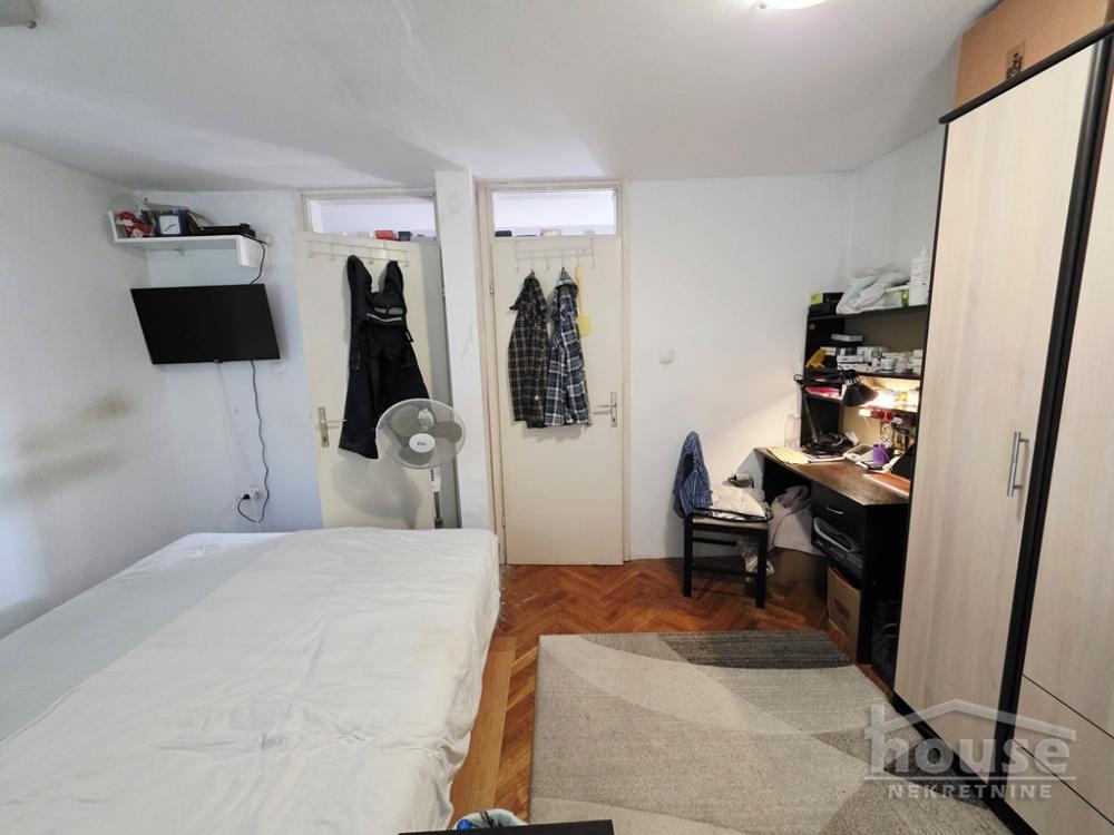 Slika 3 - Stan,NOVI SAD,AVIJACIJA,kv: 33.00, € 87000, ID: 1065967