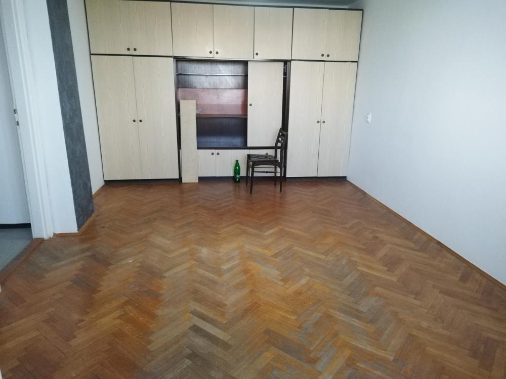 Slika 4 - Stan,NOVI SAD,BULEVAR,kv: 51.00, € 123600, ID: 1059561