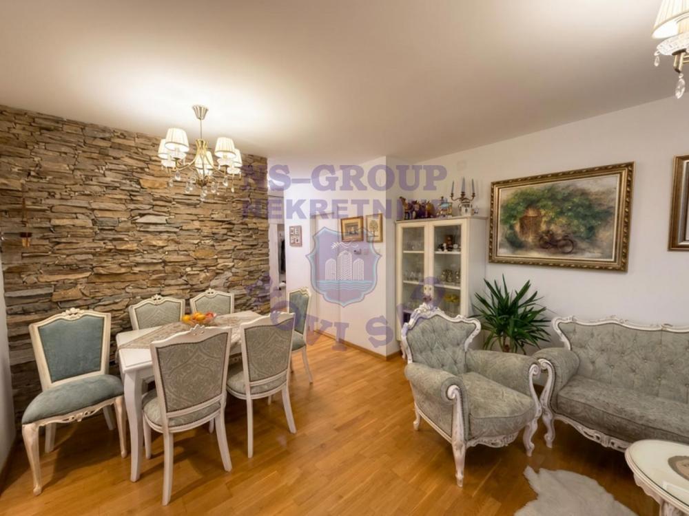 Glavna slika -573572-Odlican trosoban stan