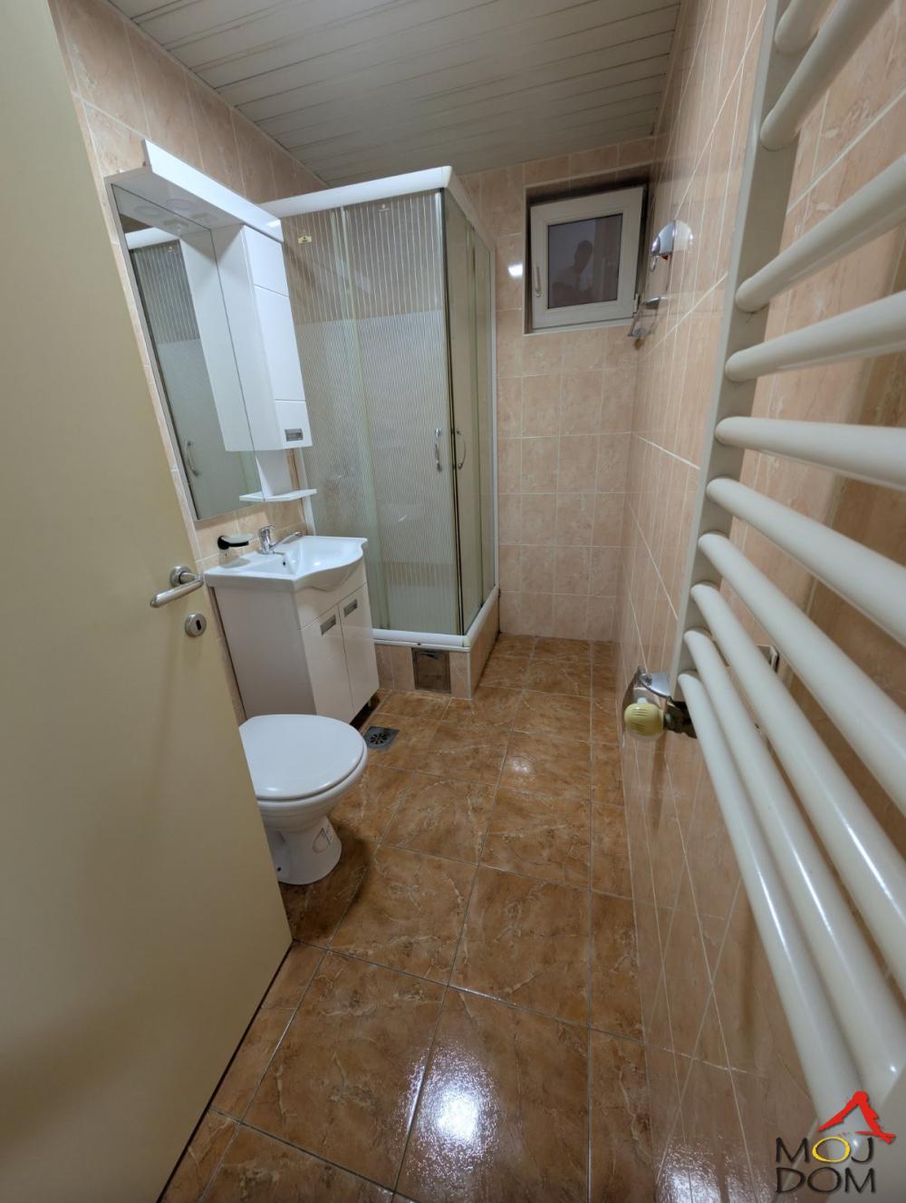 Slika 3 - Stan,NOVI SAD,GRBAVICA,kv: 54, € 169950, ID: 1032453