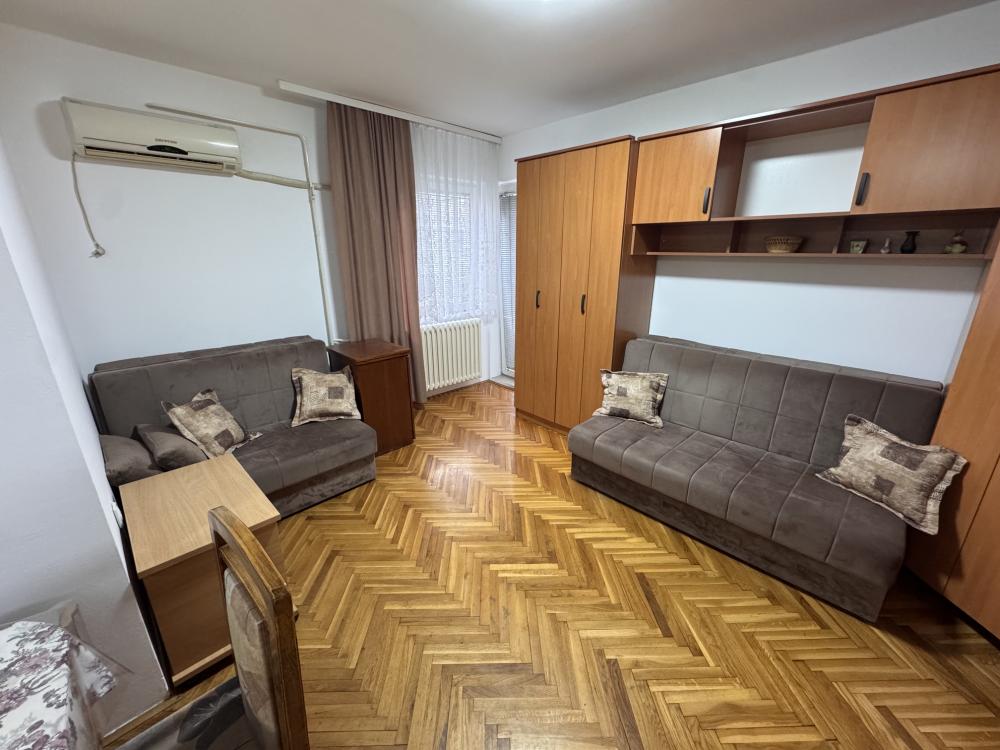 Slika 1 - CENTAR, ĆIRPANOVA, 33m2, USELJIV OD 1. JULA
