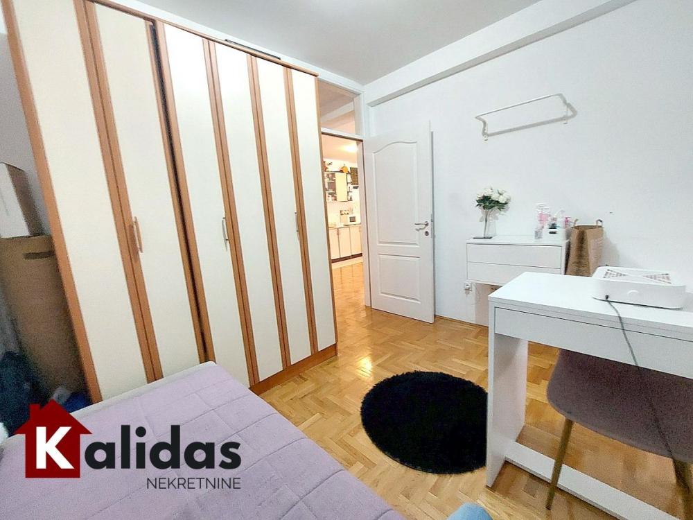 Slika 9 - Stan,NOVI SAD,CENTAR,kv: 45, € 164280, ID: 1008863