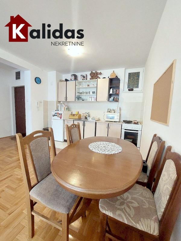 Slika 5 - Stan,NOVI SAD,CENTAR,kv: 45, € 164280, ID: 1008863