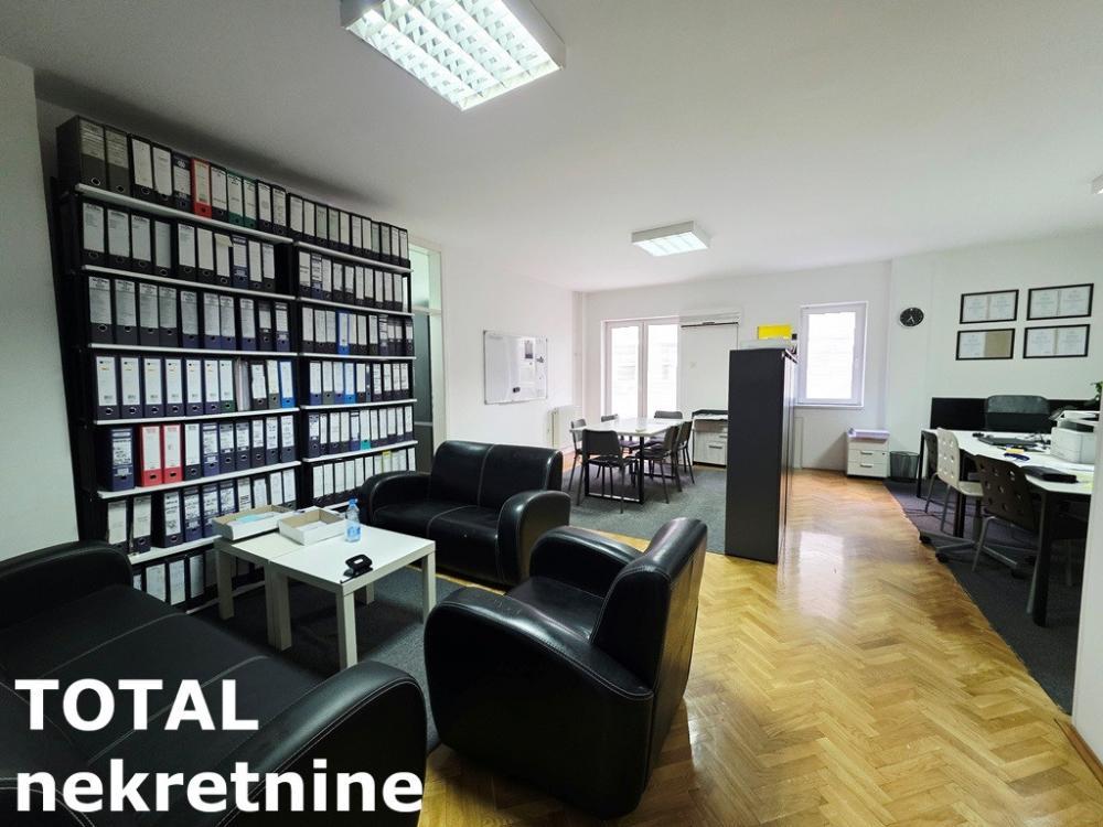 Glavna slika -Stan,NOVI SAD,CENTAR,kv: 73.00, € 292000, ID: 1102780