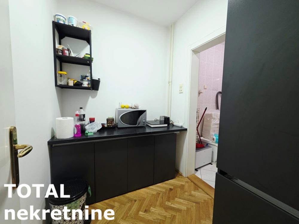 Slika 7 - Stan,NOVI SAD,CENTAR,kv: 73.00, € 292000, ID: 1102780