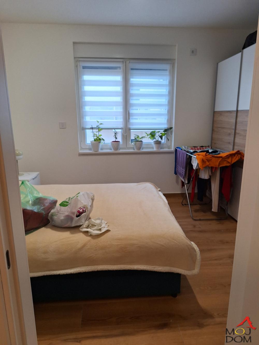 Slika 8 - Stan,NOVI SAD,ADICE,kv: 20, € 113300, ID: 1028579