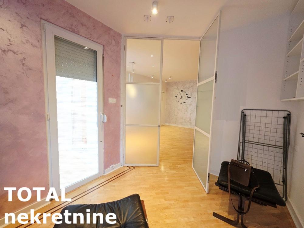 Slika 6 - Stan,NOVI SAD,CENTAR,kv: 46.00, € 161000, ID: 1102815