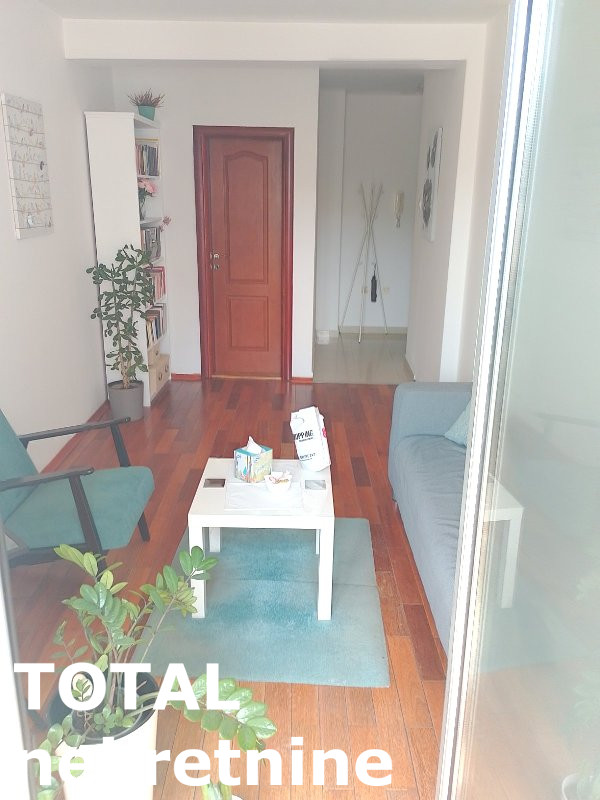 Slika 7 - Stan,NOVI SAD,BULEVAR,kv: 28.00, € 113000, ID: 1102838