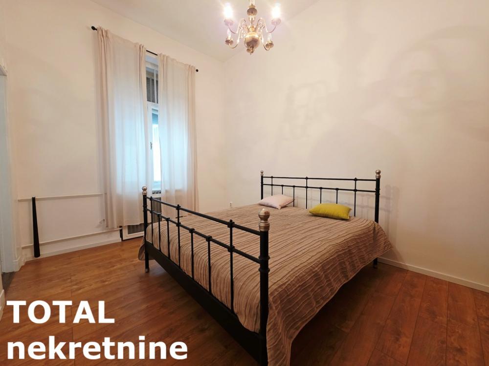 Slika 4 - Stan,NOVI SAD,CENTAR,kv: 44.00, € 150000, ID: 1102822