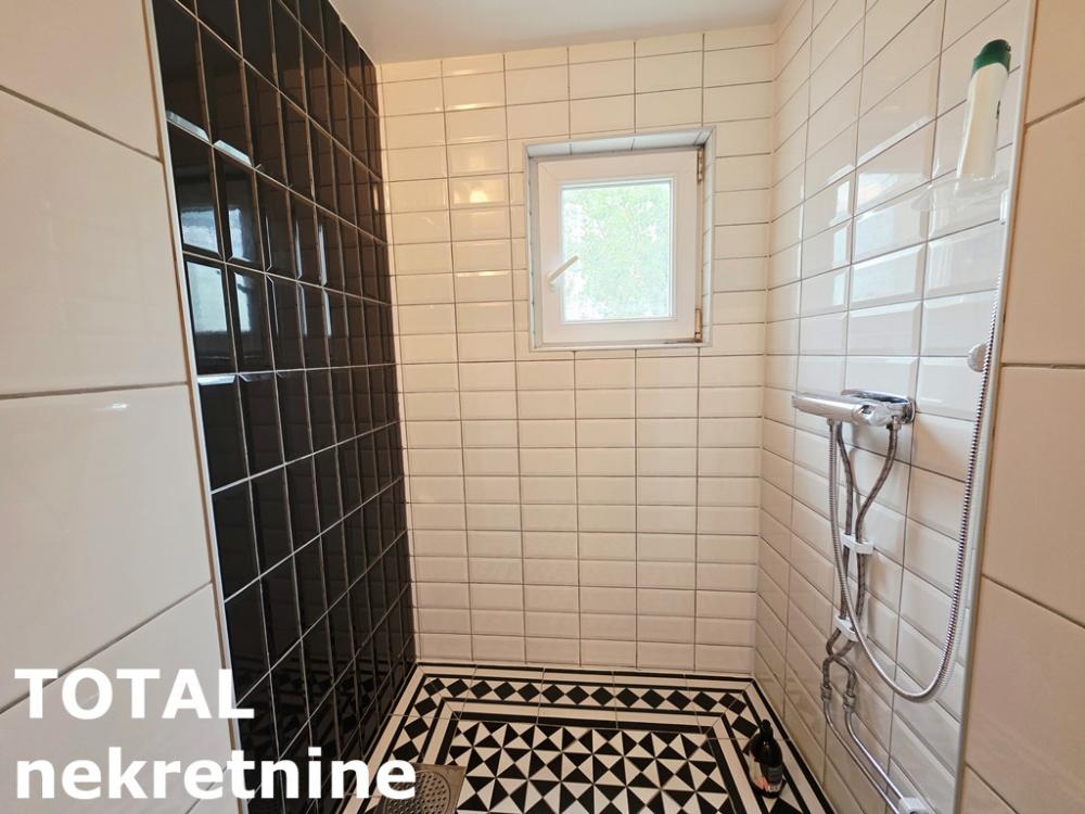 Slika 8 - Stan,NOVI SAD,CENTAR,kv: 44.00, € 150000, ID: 1102822