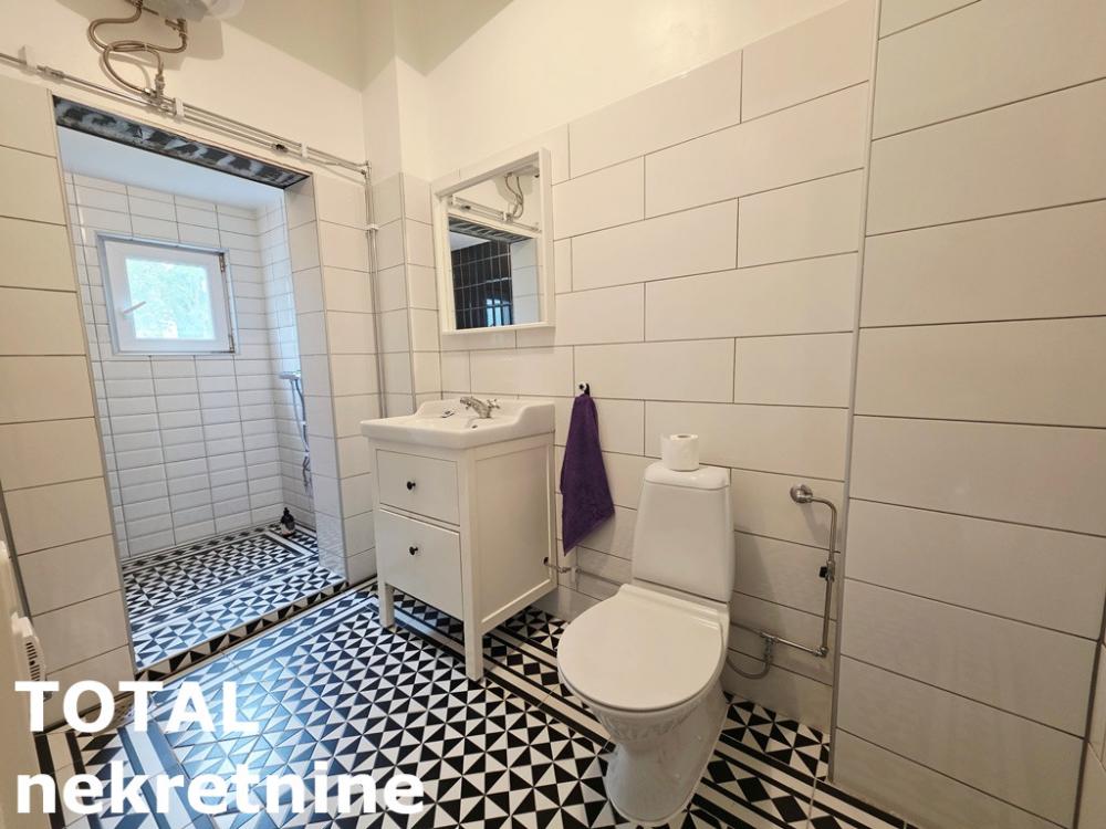 Slika 7 - Stan,NOVI SAD,CENTAR,kv: 44.00, € 150000, ID: 1102822