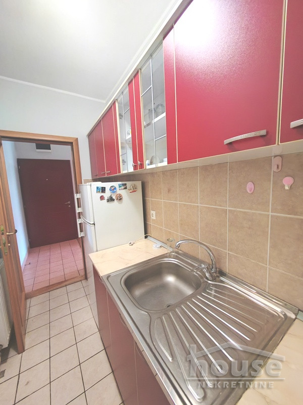 Slika 6 - Stan,NOVI SAD,NOVA DETELINARA,kv: 50.00, € 150000, ID: 1065985