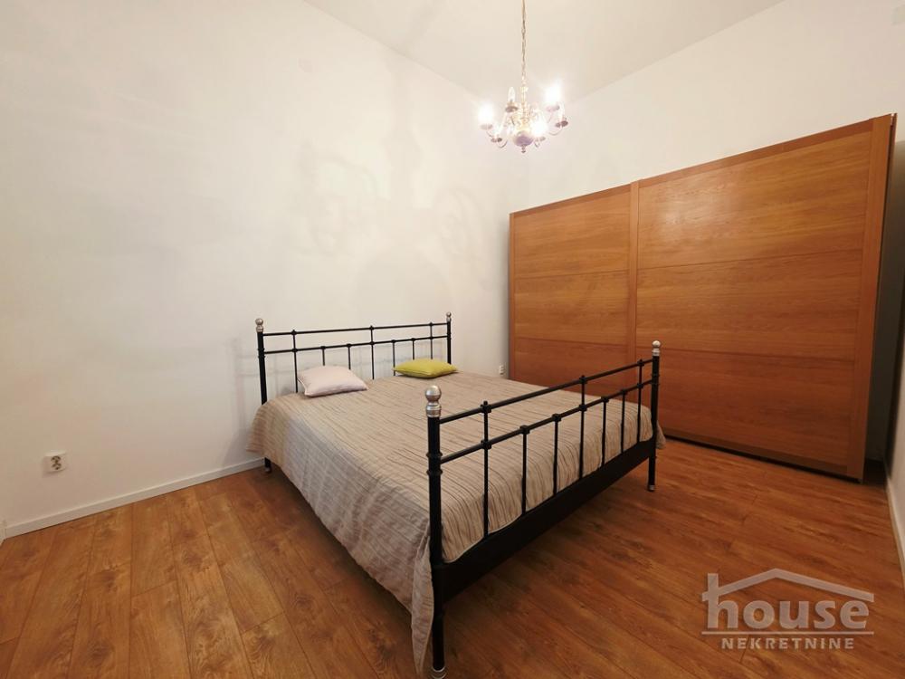 Slika 5 - Stan,NOVI SAD,CENTAR,kv: 44.00, € 150000, ID: 1065976
