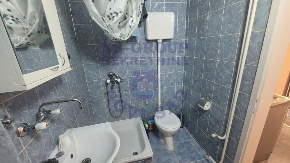 Slika 10 - Odlična garsonjera na Bulevaru!