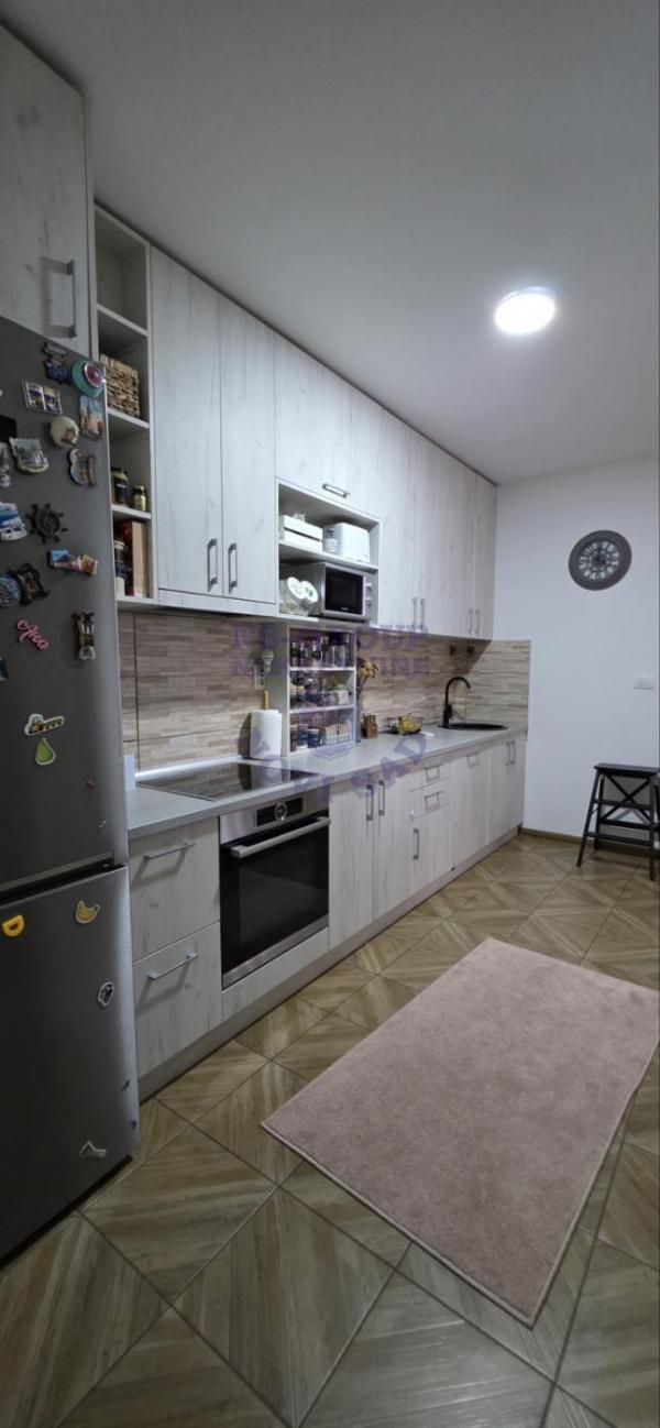 Glavna slika -Predstavljamo vam odličan trosoban stan površine 75 m²