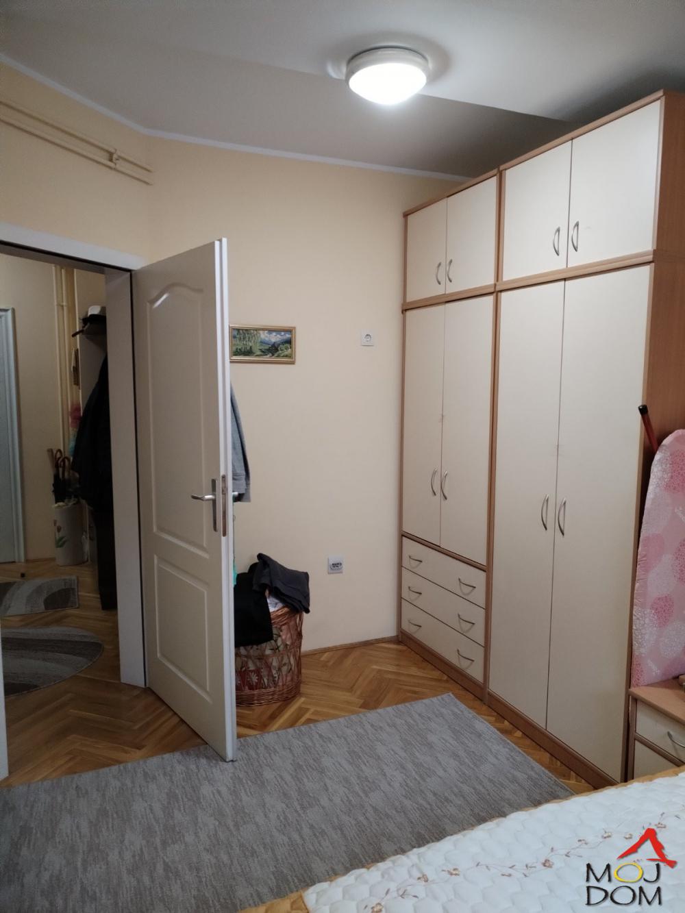 Slika 6 - Stan,NOVI SAD,SAJAM,kv: 104, € 292700, ID: 1031642