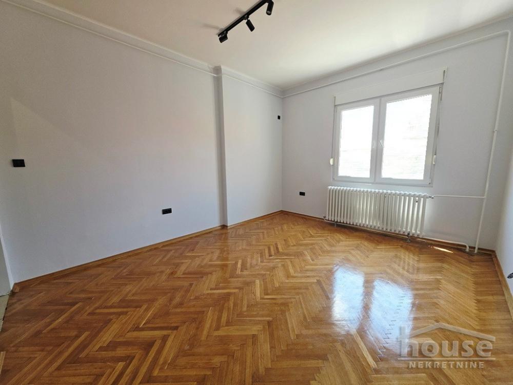 Glavna slika -Stan,NOVI SAD,CENTAR,kv: 25.00, € 92000, ID: 1065995