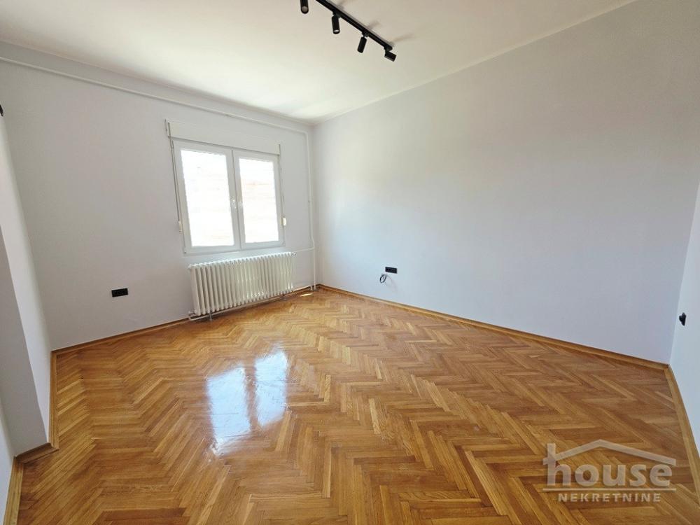 Slika 1 - Stan,NOVI SAD,CENTAR,kv: 25.00, € 92000, ID: 1065995