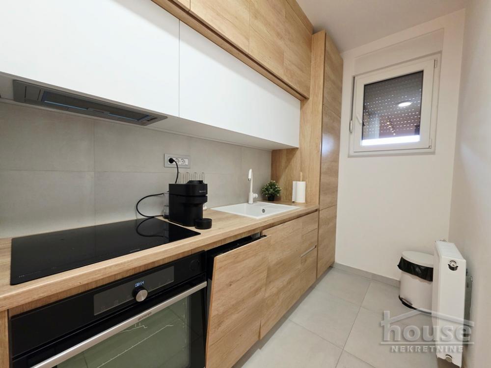 Slika 7 - Stan,NOVI SAD,TELEP,kv: 50.00, € 155000, ID: 1065928