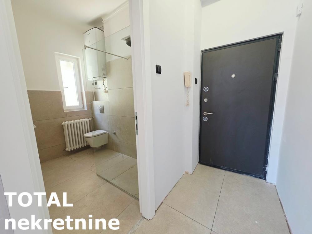 Slika 6 - Stan,NOVI SAD,CENTAR,kv: 25.00, € 92000, ID: 1102841