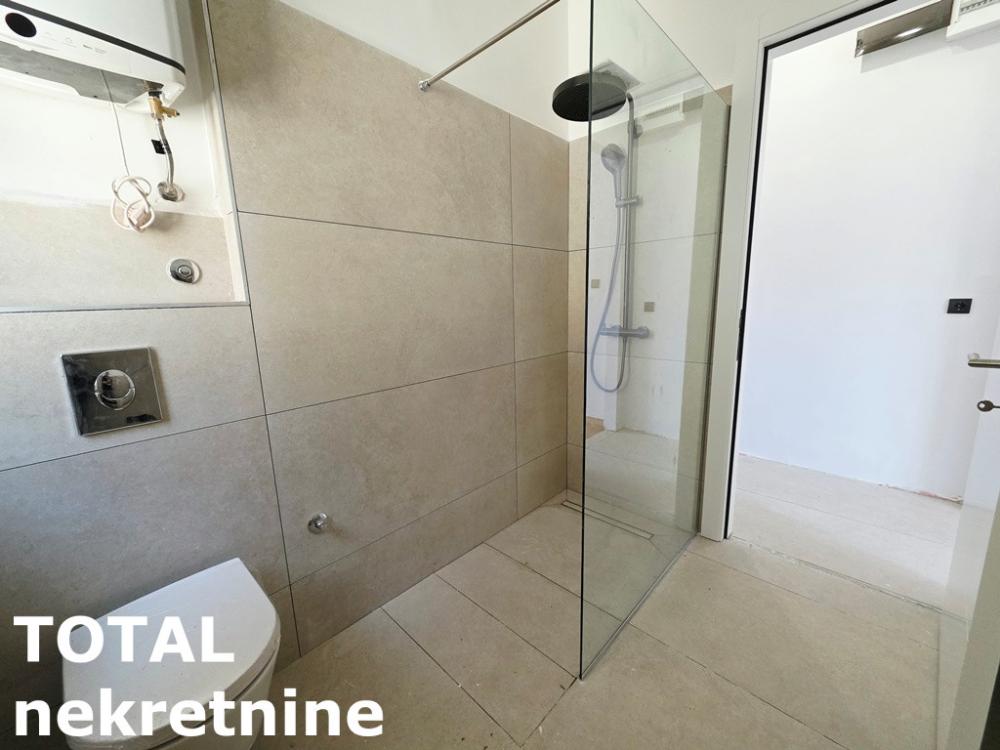 Slika 5 - Stan,NOVI SAD,CENTAR,kv: 25.00, € 92000, ID: 1102841