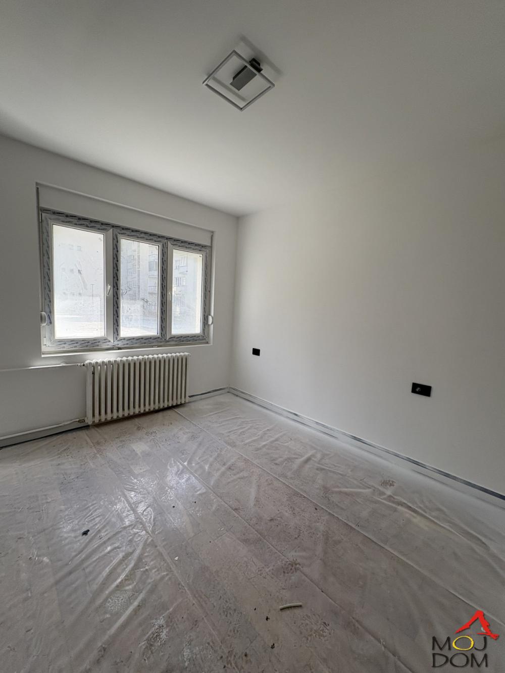 Slika 5 - Stan,NOVI SAD,KEJ,kv: 67, € 216300, ID: 1032471