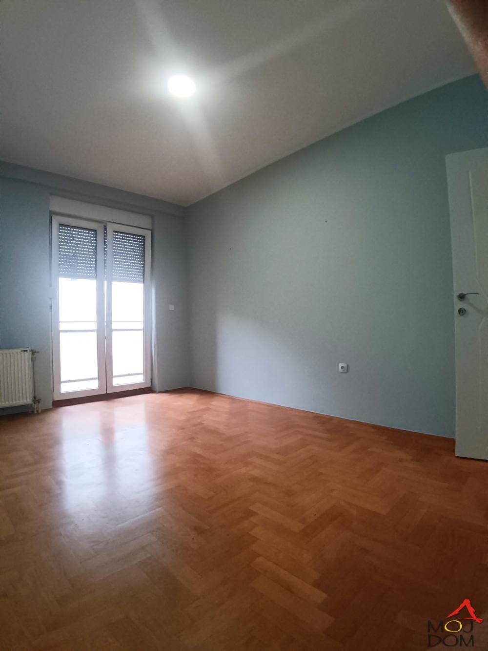 Slika 11 - Stan,NOVI SAD,CENTAR,kv: 78, € 257500, ID: 1032380