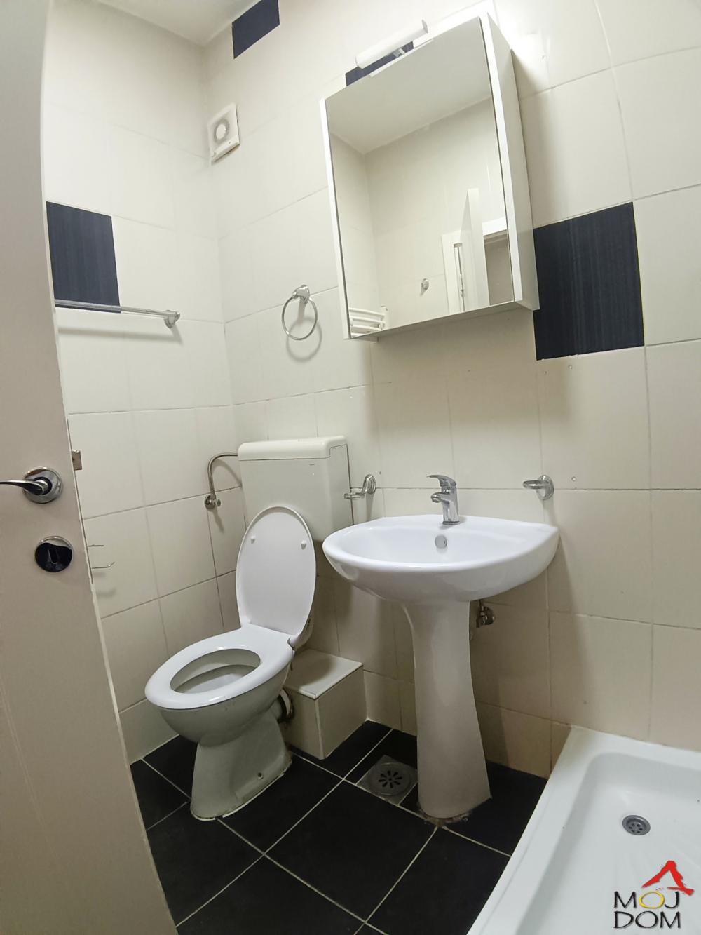 Slika 6 - Stan,NOVI SAD,CENTAR,kv: 78, € 257500, ID: 1032380