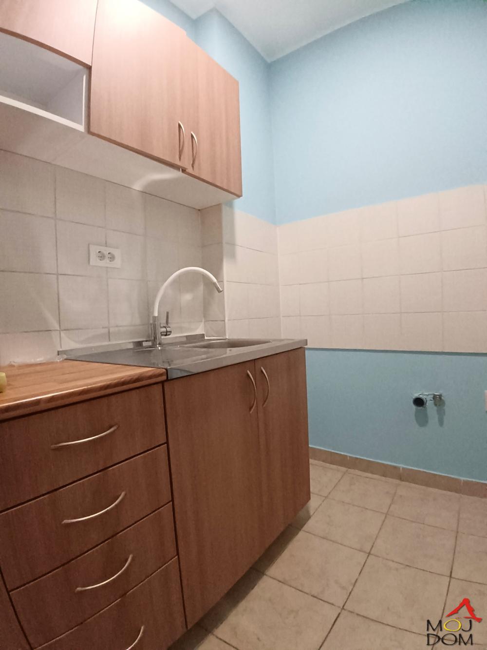 Slika 3 - Stan,NOVI SAD,CENTAR,kv: 78, € 257500, ID: 1032380