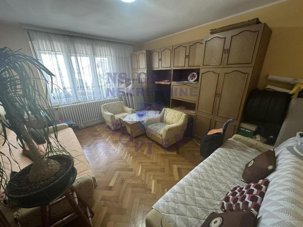 Slika 1 - Dvosoban stan u samom centru Novog Sada! 73m