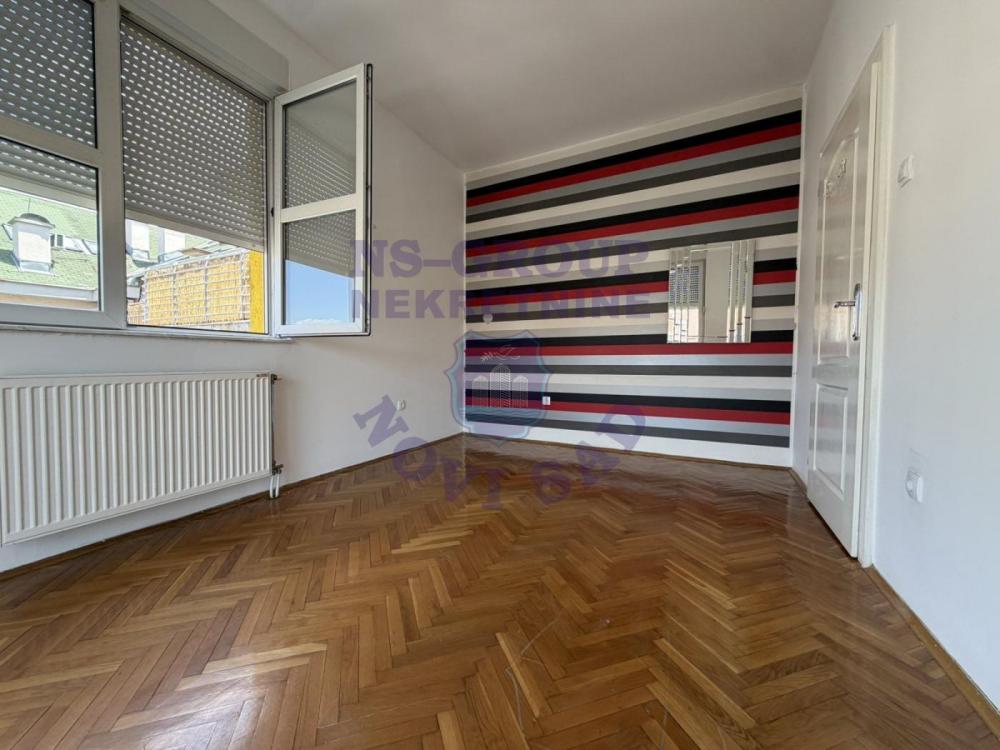 Slika 2 - Izuzetan dvosoban stan površine 61 m², smešten u samom centru Novog Sada
