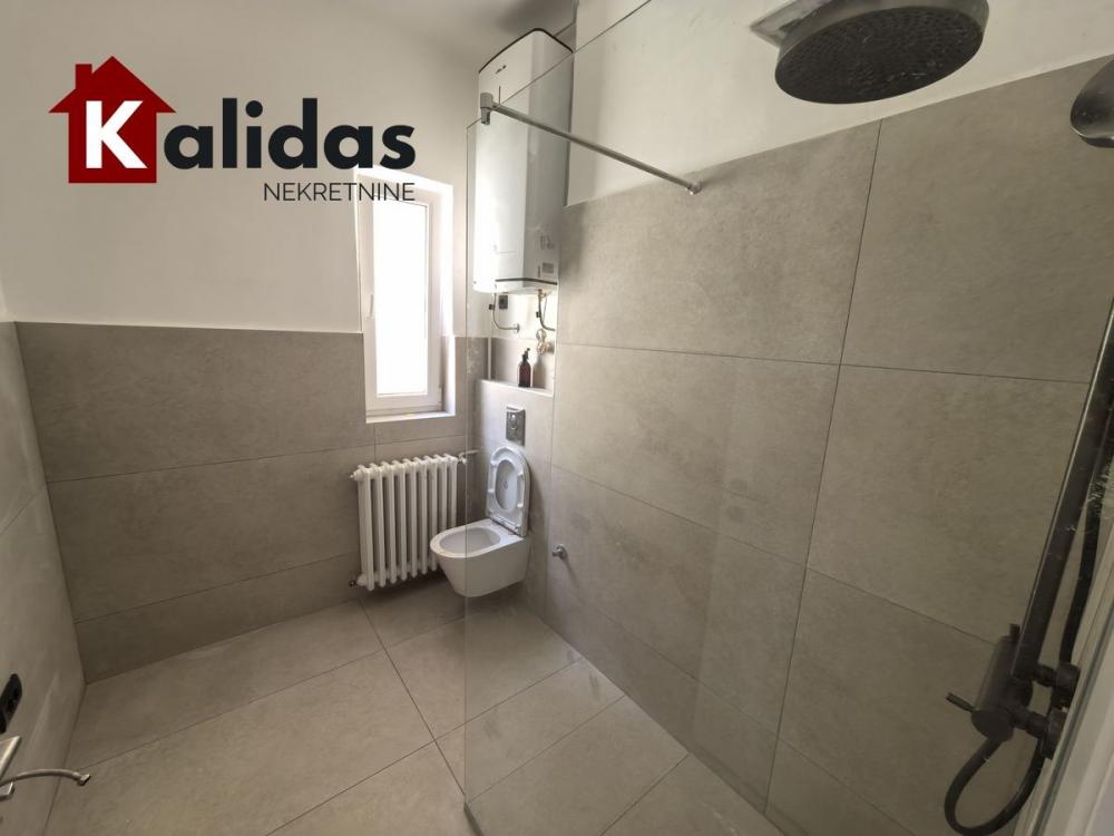 Slika 5 - Stan,NOVI SAD,CENTAR,kv: 25, € 94760, ID: 1008865