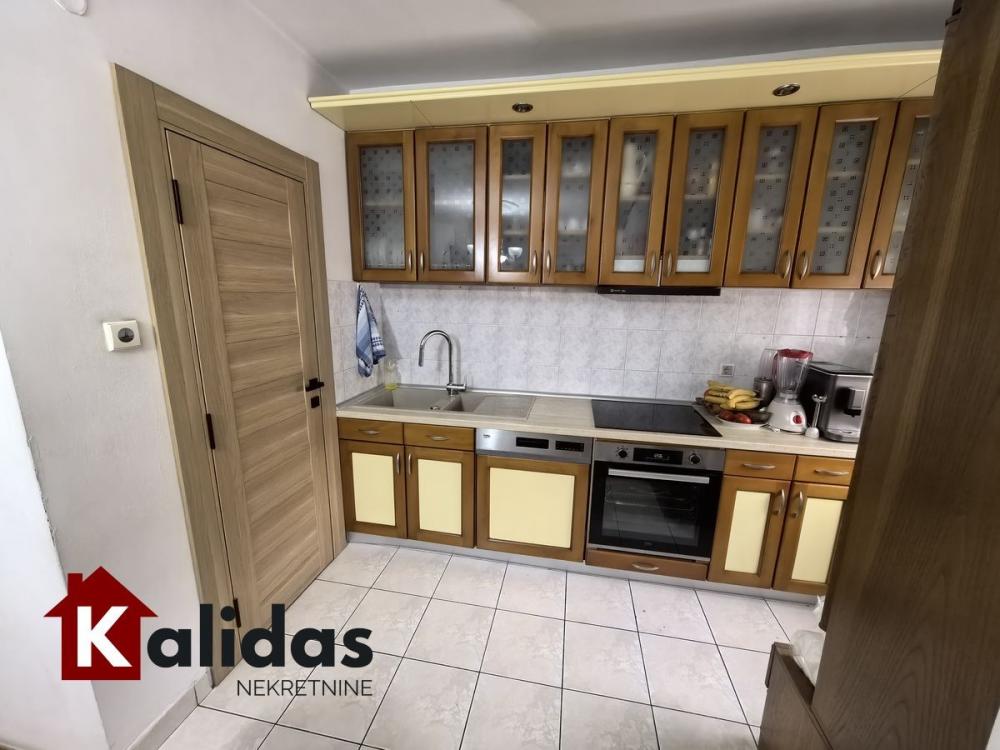 Slika 4 - Stan,NOVI SAD,CENTAR,kv: 104, € 257500, ID: 1008658