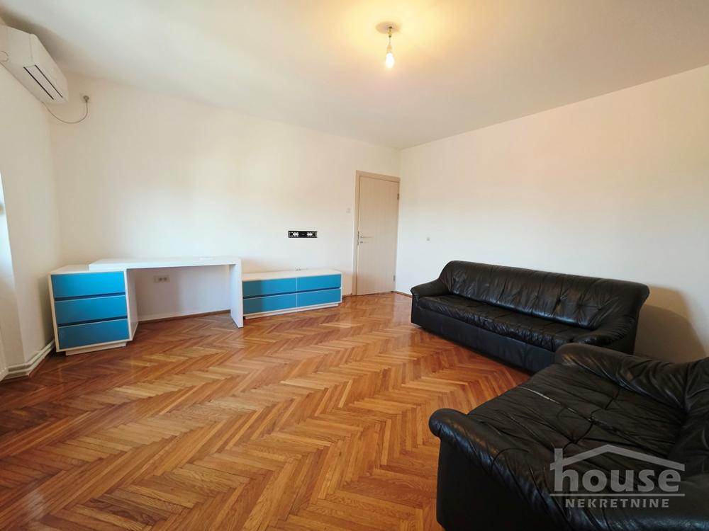Slika 2 - Stan,NOVI SAD,CARA DUŠANA,kv: 58.00, € 140000, ID: 1065926