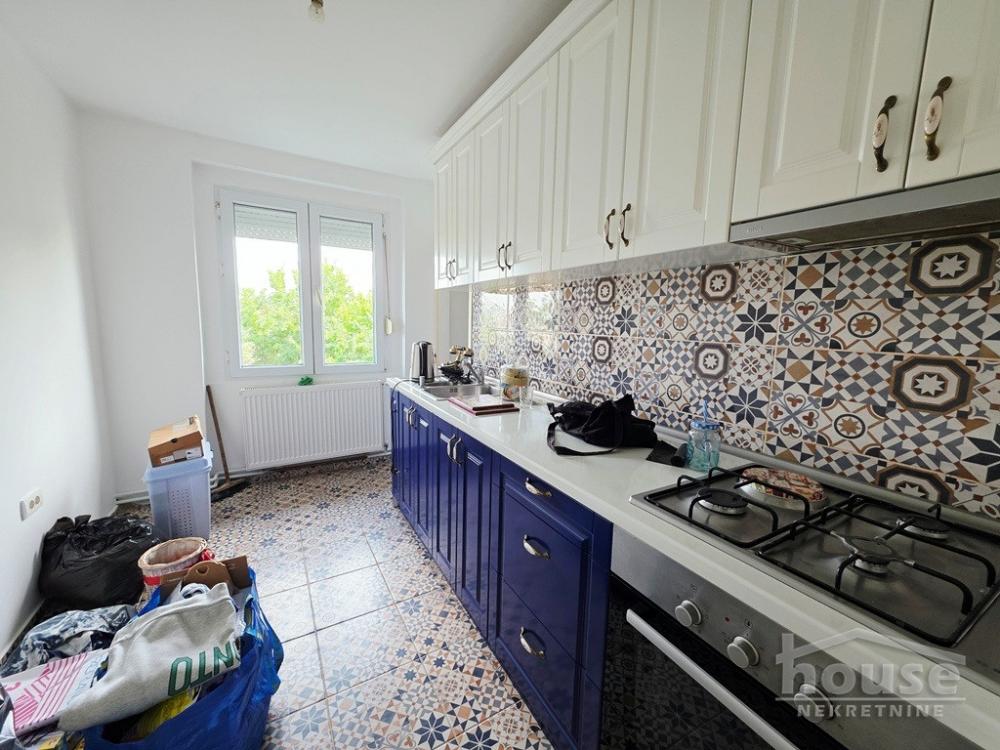 Slika 4 - Stan,NOVI SAD,CARA DUŠANA,kv: 58.00, € 140000, ID: 1065926