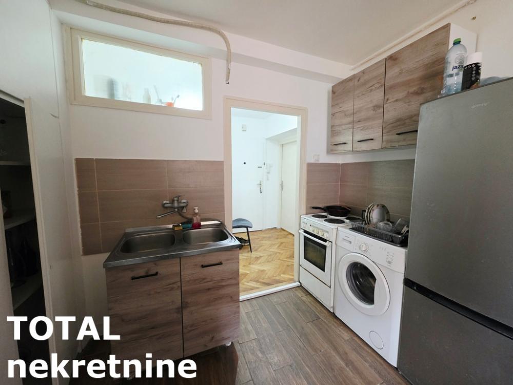 Slika 4 - Stan,NOVI SAD,GRBAVICA,kv: 48.00, € 120000, ID: 1100388