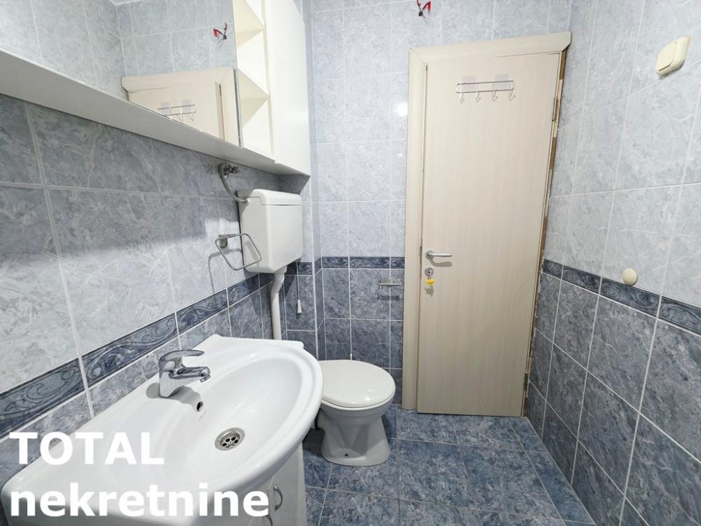 Slika 10 - Stan,NOVI SAD,CARA DUSANA,kv: 58.00, € 140000, ID: 1102772