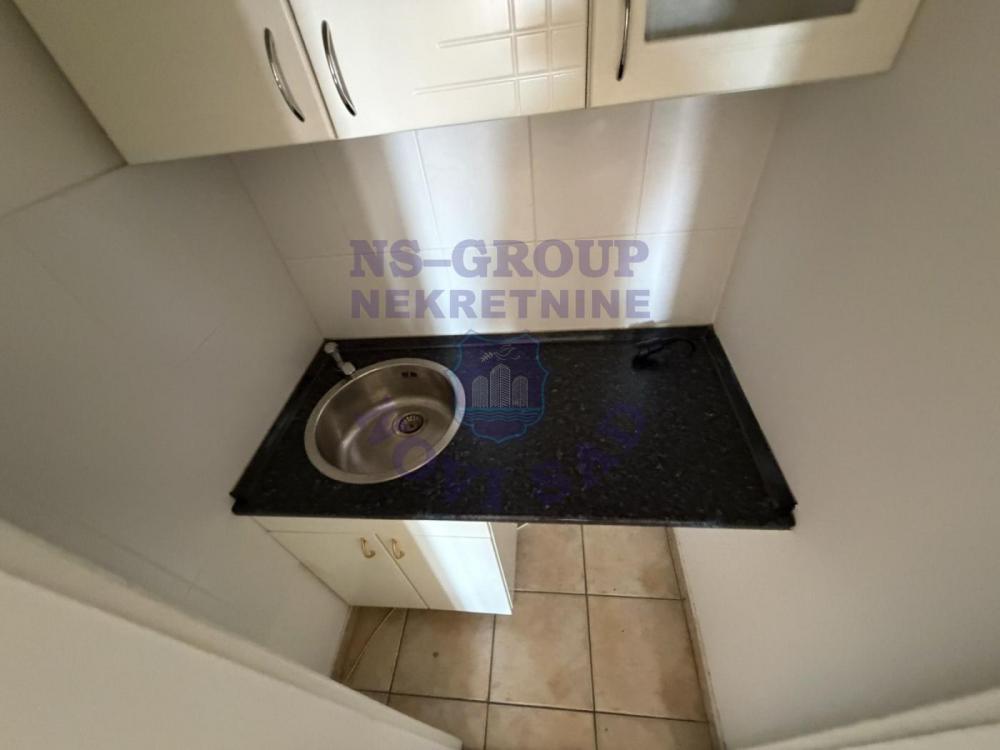 Slika 1 - Dvosoban, 59m2, Novi Sad centar Novi Sad, ima lift