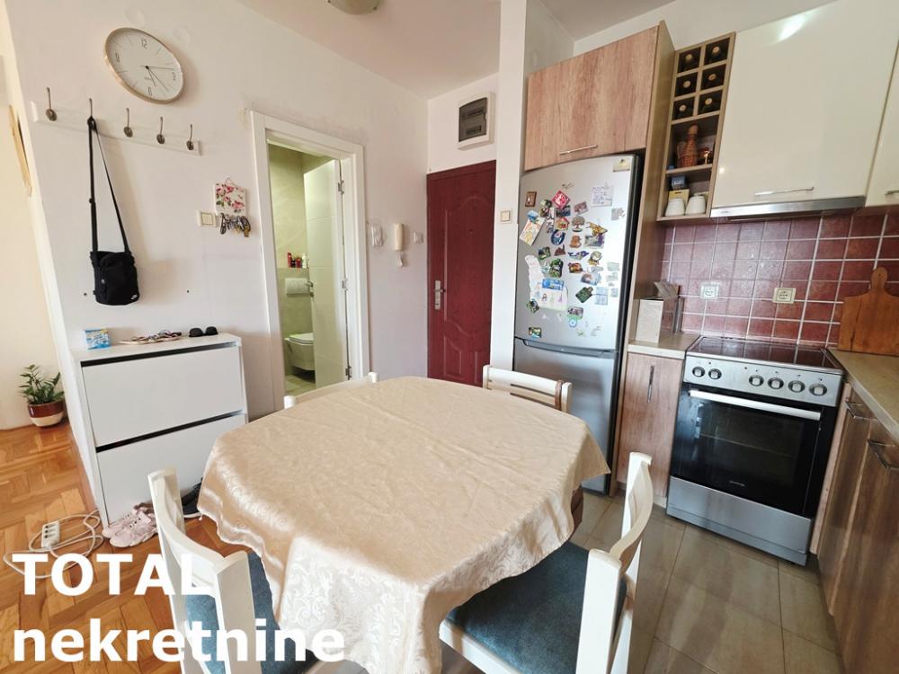 Slika 5 - Stan,NOVI SAD,BULEVAR EVROPE,kv: 41.00, € 119000, ID: 1102824