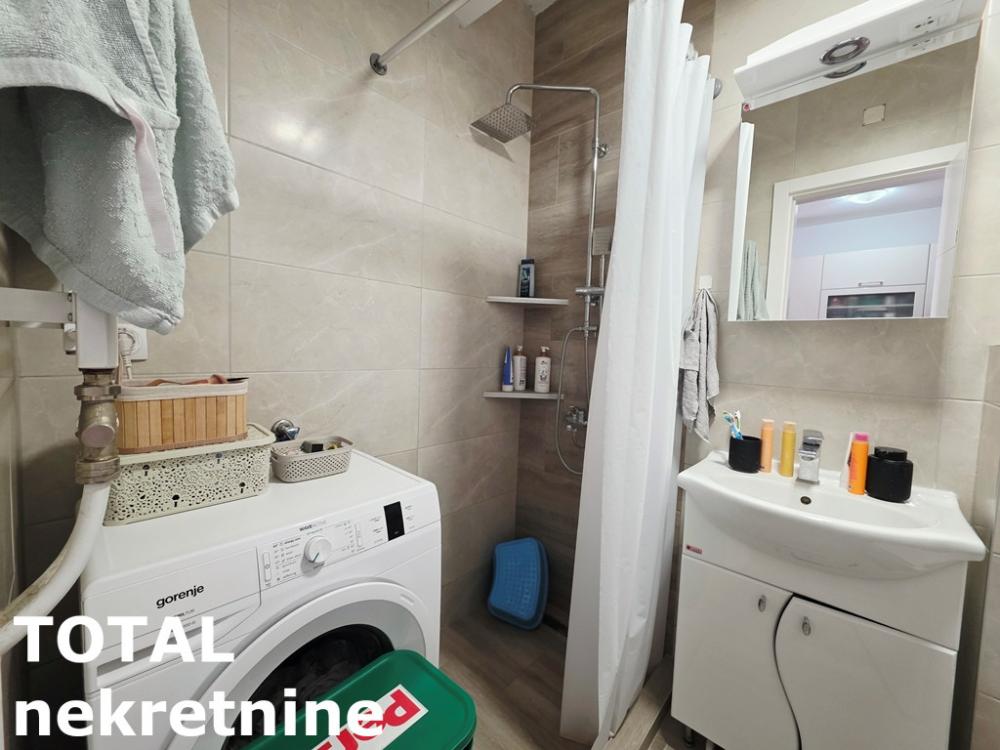 Slika 10 - Stan,NOVI SAD,BULEVAR EVROPE,kv: 41.00, € 119000, ID: 1102824
