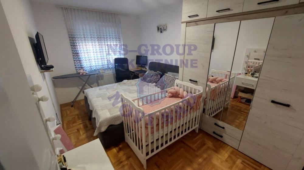 Slika 5 - Trosoban, 57m2, Telep Novi Sad, sa terasom, ima lift