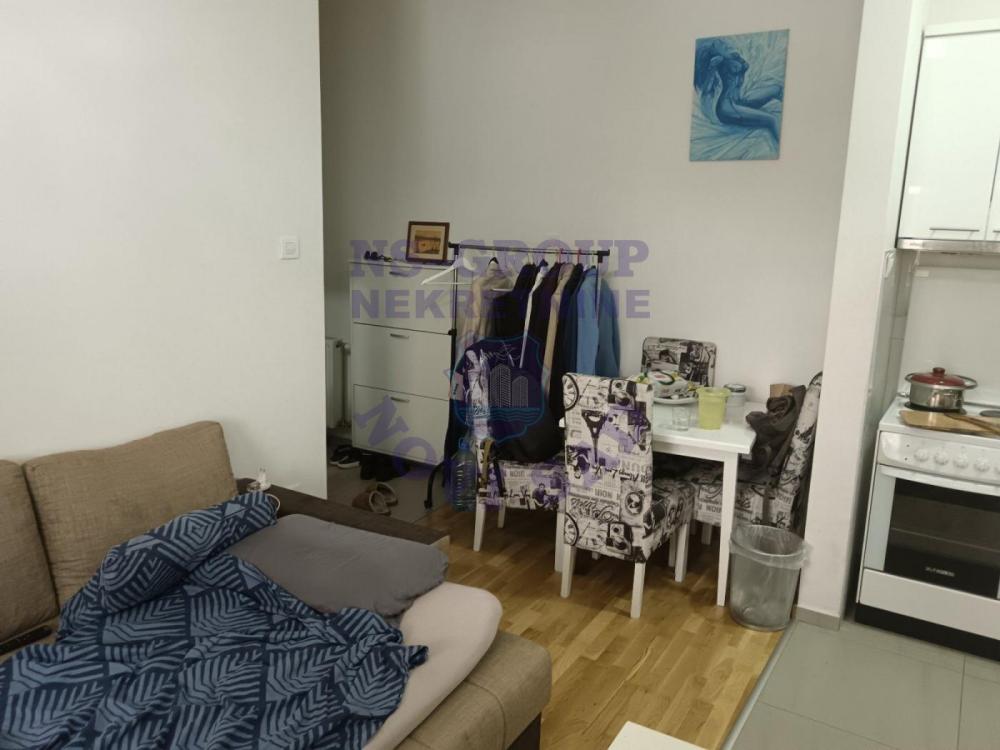 Slika 2 - Garsonjera 28m2 Nova Detelinara