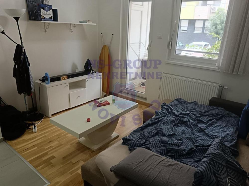 Glavna slika -Garsonjera 28m2 Nova Detelinara