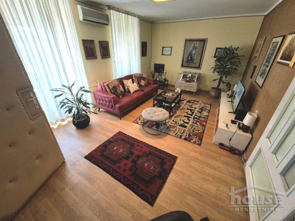 Slika 10 - Stan,NOVI SAD,CENTAR,kv: 115.00, € 290000, ID: 1065979