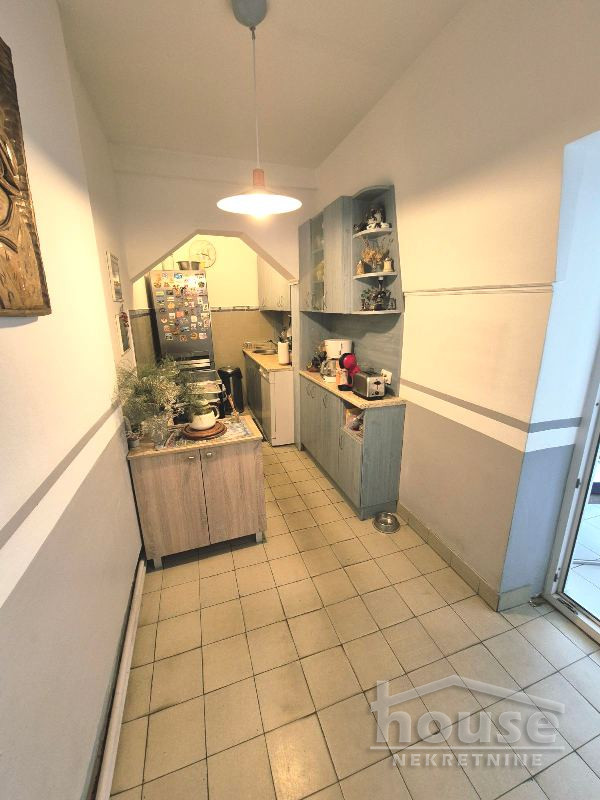 Slika 7 - Stan,NOVI SAD,CENTAR,kv: 115.00, € 290000, ID: 1065979