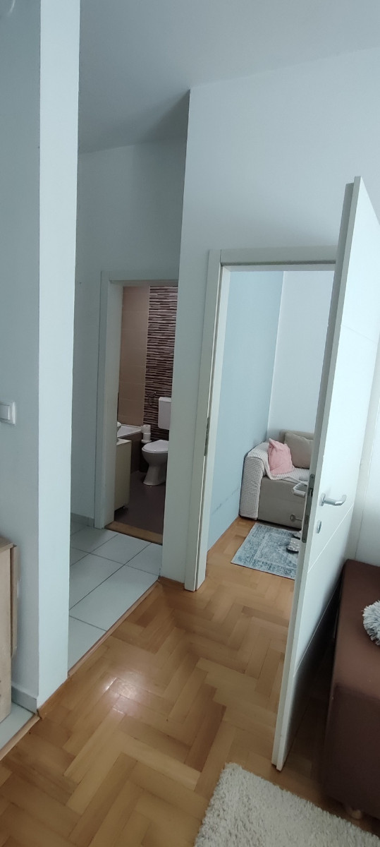 Slika 9 - Stan,NOVI SAD,NOVI BULEVAR,kv: 30.00, € 108150, ID: 1059529