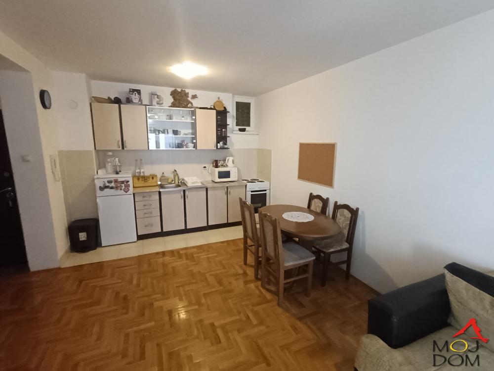 Slika 3 - Stan,NOVI SAD,SOCIJALNO,kv: 45, € 164285, ID: 1032454